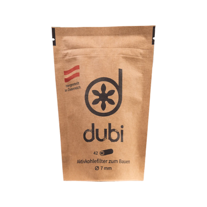 Dubi 42 Aktivkohlefilter zum Bauen – braune Kraftpapier-Standbeutel-Verpackung mit Dubi-Logo, österreichischer Flagge und Aufschrift "Hergestellt in Österreich", 42 Stück, Ø 7mm