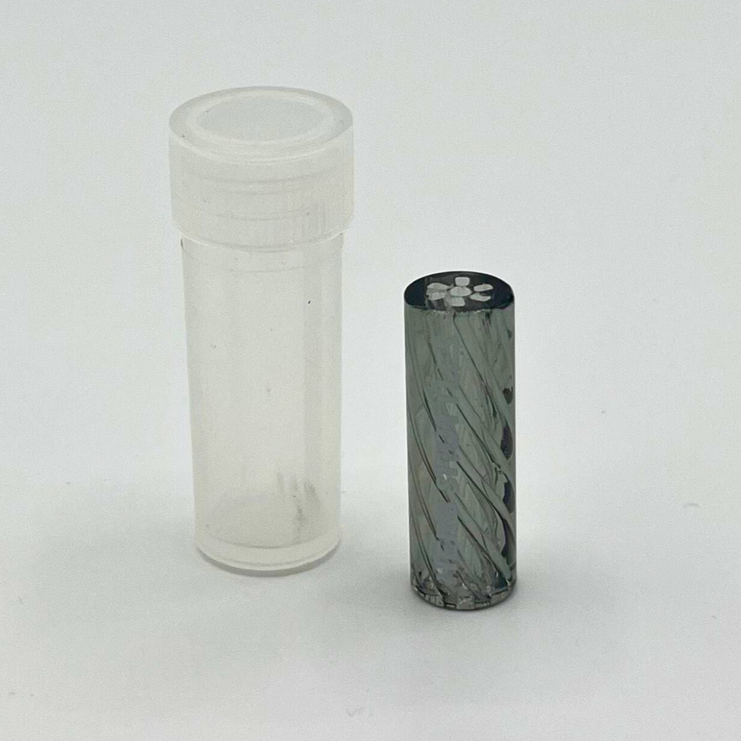 Herb Shuttles Glas Spiral-Tip 10mm in Schwarz mit transparenter Aufbewahrungsdose