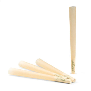 PURIZE Prerolled Cones mit Aktivkohlefilter, vier vorgedrehte Cones aus ungebleichtem Papier mit grünem PURIZE Logo und integriertem Filter