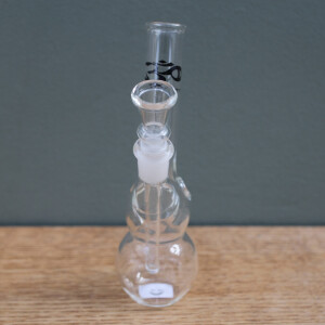 Om Bullet Mini-Bong | H: 14cm, Ø: 18mm, Schl.: 12mm