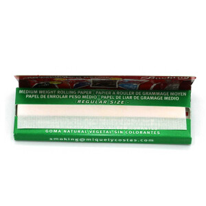 SMOKING Green Regular Papers - Cut Corners - 60 Blättchen